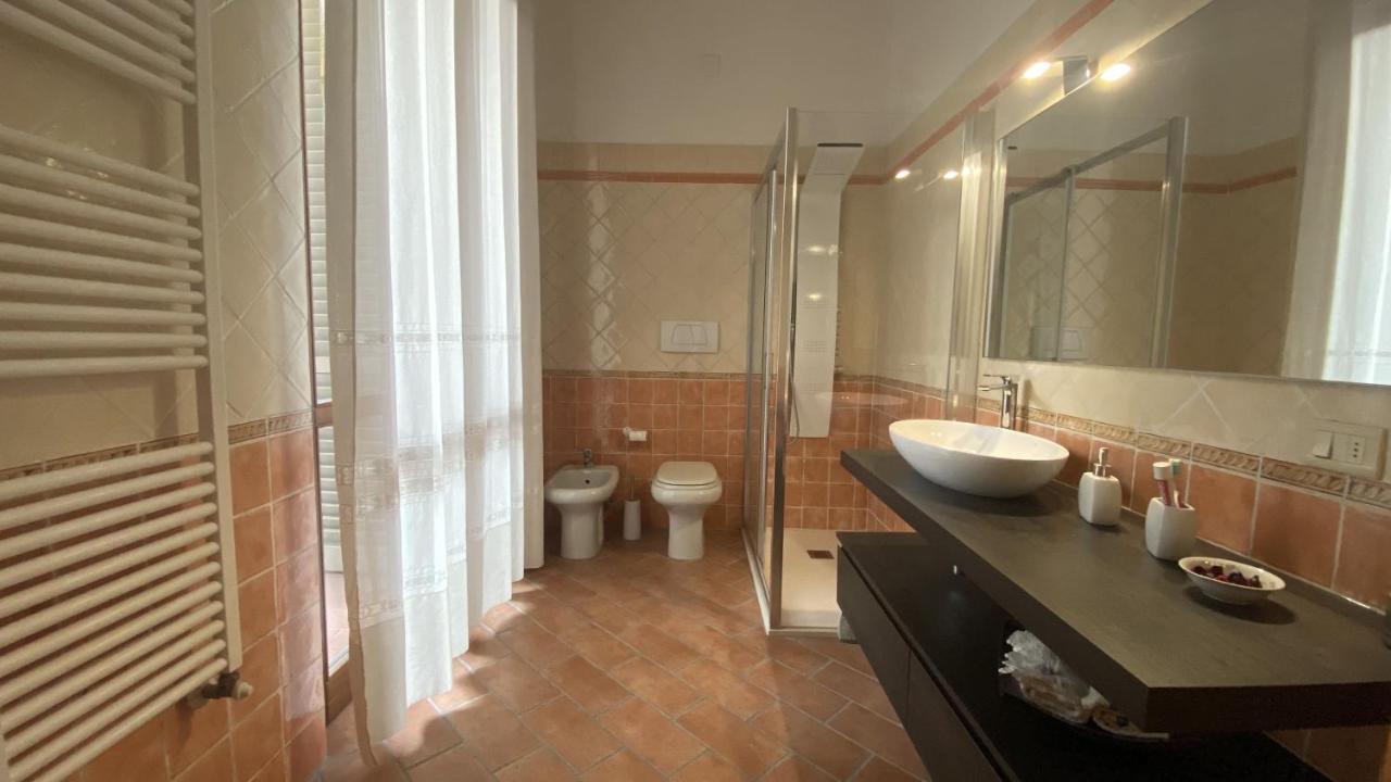 Indipendent Studio Apartment With Terrace - Parking فلورنس المظهر الخارجي الصورة