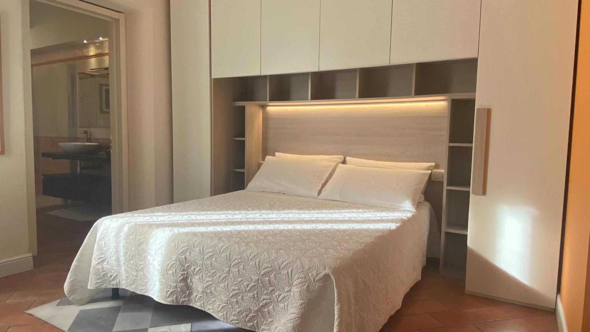 Indipendent Studio Apartment With Terrace - Parking فلورنس المظهر الخارجي الصورة